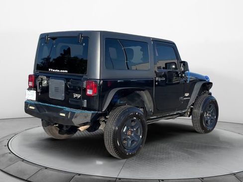 Used 2015 Jeep Wrangler Sahara w/ Connectivity Group image 5