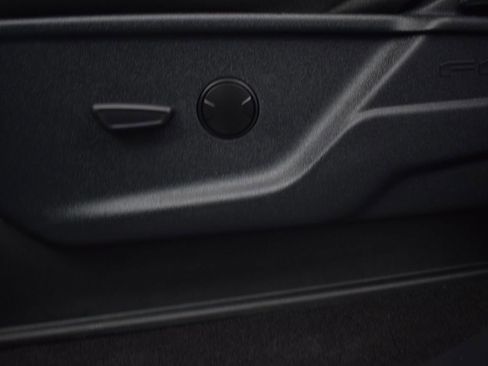 Used 2024 Ford F150 XLT image 12