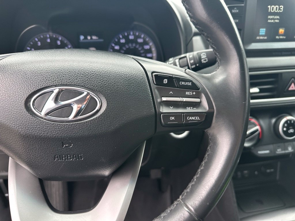 Used 2020 Hyundai Kona SEL Plus AWD/4WD image 17