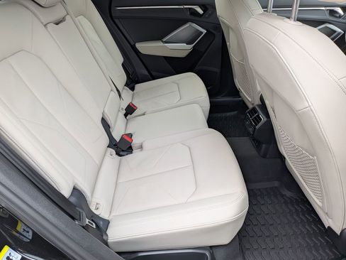 Used 2025 Audi Q3 2.0T Premium w/ Convenience Package image 32