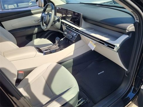 New 2026 Hyundai Tucson SE image 15