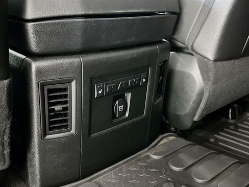 Used 2018 RAM 1500 Laramie w/ Protection Group AWD/4WD image 27