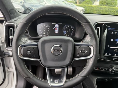 Used 2020 Volvo XC40 T5 R-Design w/ Protection Package Premier AWD/4WD image 34