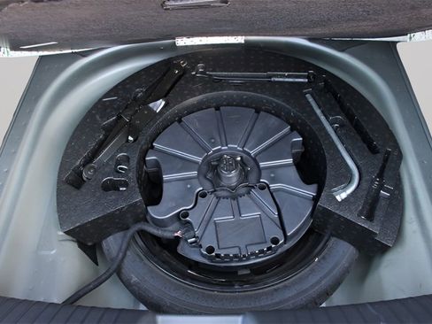 Used 2023 Volkswagen Jetta SEL image 11