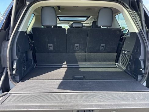 Used 2025 Ford Expedition Platinum AWD/4WD image 21