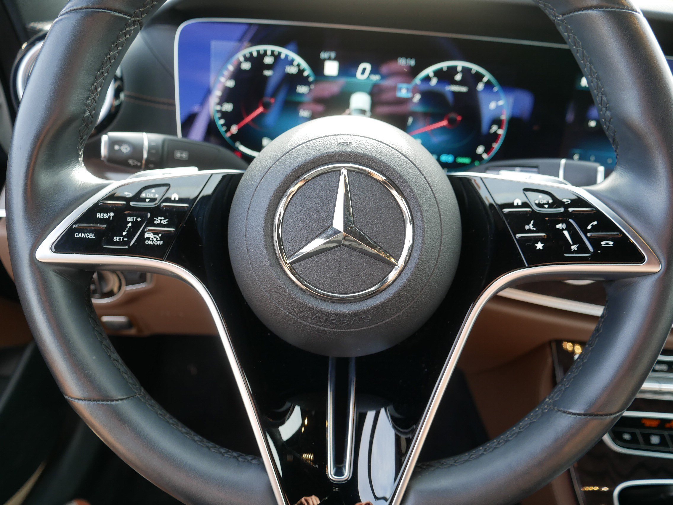 Used 2022 Mercedes-Benz E 450 4MATIC Sedan image 25