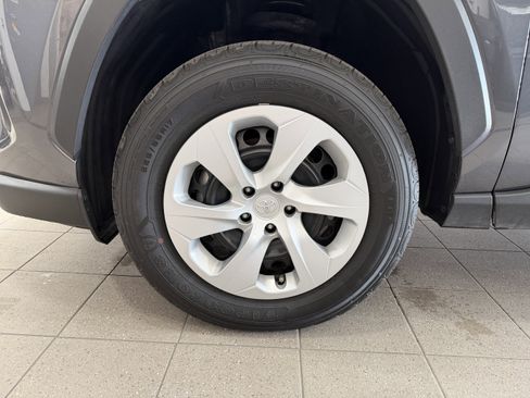 Used 2025 Toyota RAV4 LE image 5