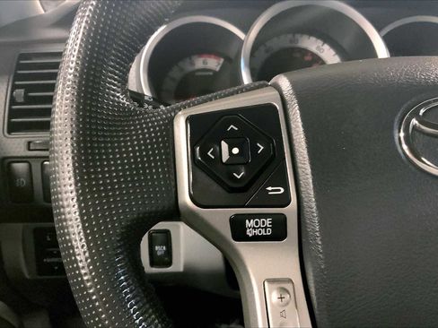 Used 2014 Toyota Tacoma 4x4 Double Cab image 22