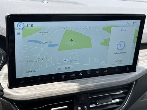 New 2025 Ford Escape SE w/ PHEV Premium Package image 27