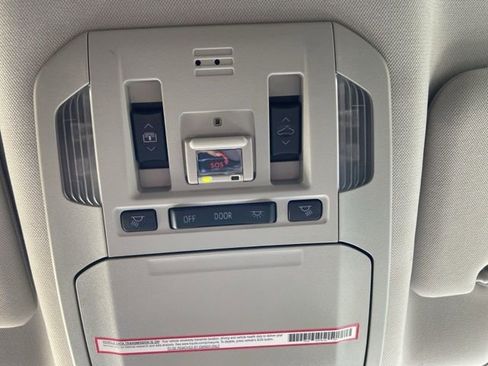 Used 2023 Toyota Highlander Platinum image 22