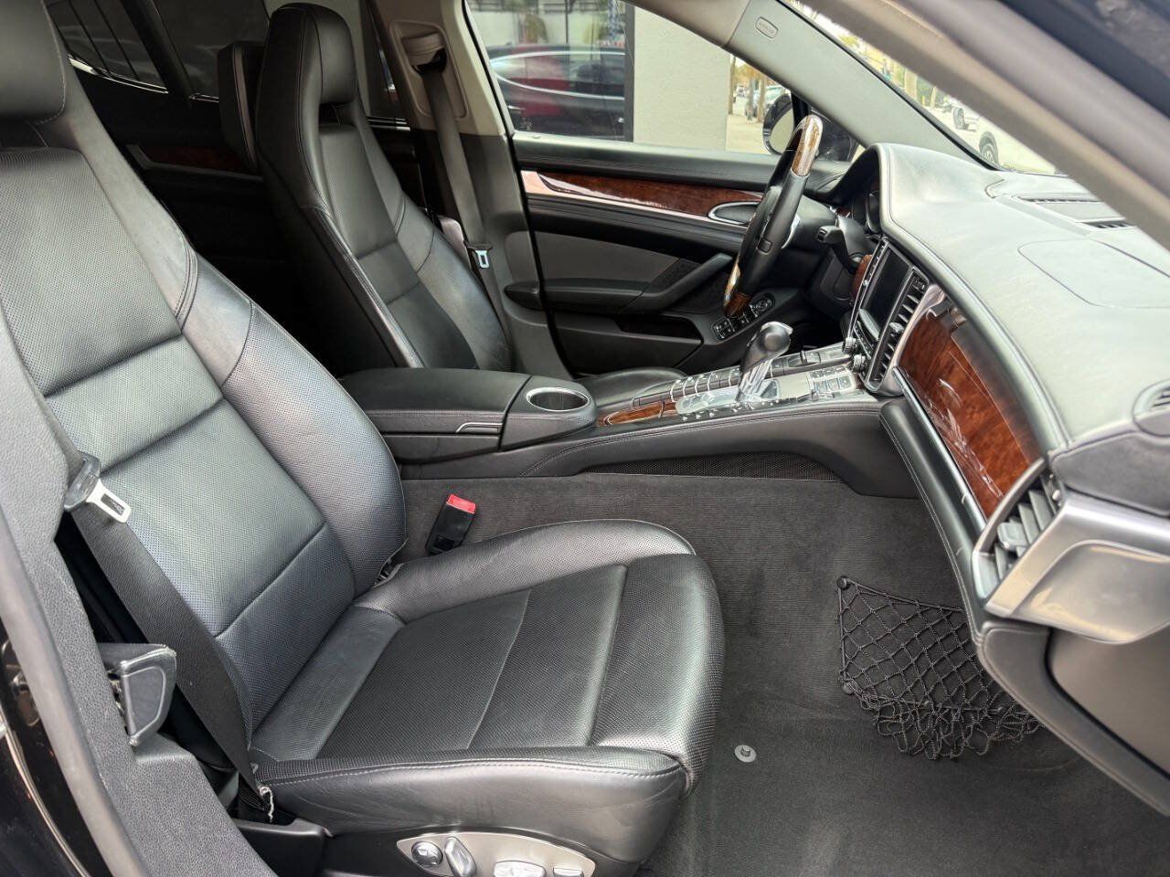 Used 2011 Porsche Panamera 4S AWD/4WD image 32