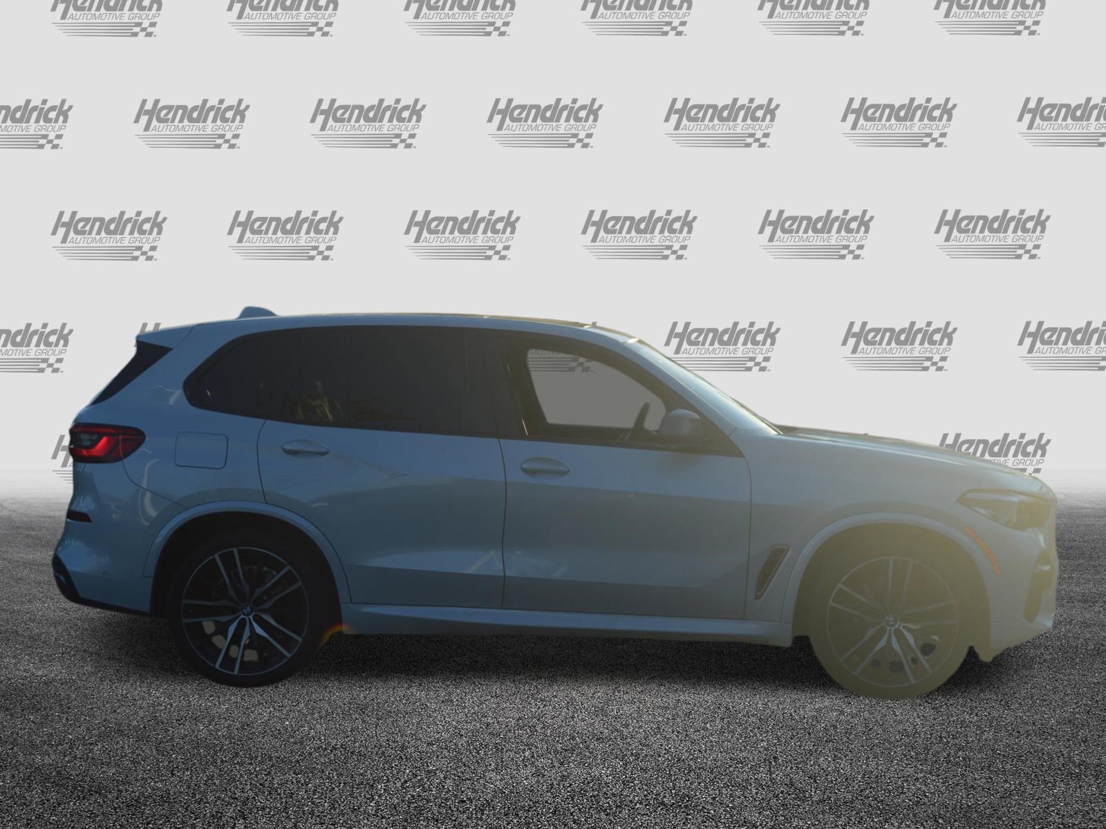 Used 2020 BMW X5 M50i w/ Premium Package AWD/4WD image 9