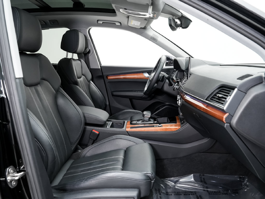 Used 2021 Audi Q5 Prestige w/ Prestige Package AWD/4WD image 23