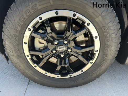 Used 2024 Nissan Pathfinder Rock Creek AWD/4WD image 8