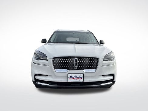 Used 2023 Lincoln Aviator Reserve w/ Equipment Group 201A image 3