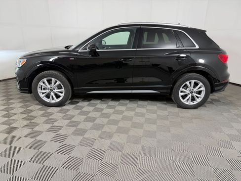 Used 2025 Audi Q3 2.0T Premium w/ Convenience Package AWD/4WD image 2