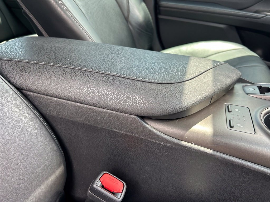 Used 2021 Toyota Camry XSE FWD image 38