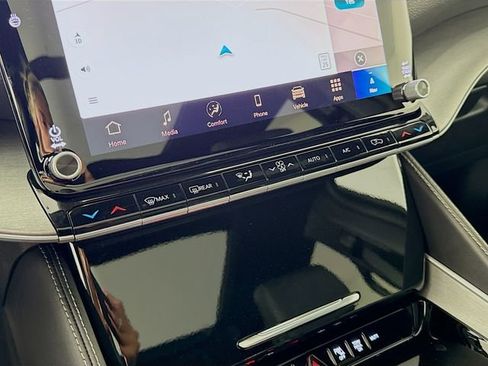 New 2026 Jeep Grand Wagoneer Limited AWD/4WD image 16
