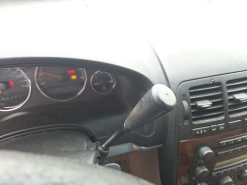 Used 2005 Chevrolet Uplander LS w/ LS Easy Order Package image 25