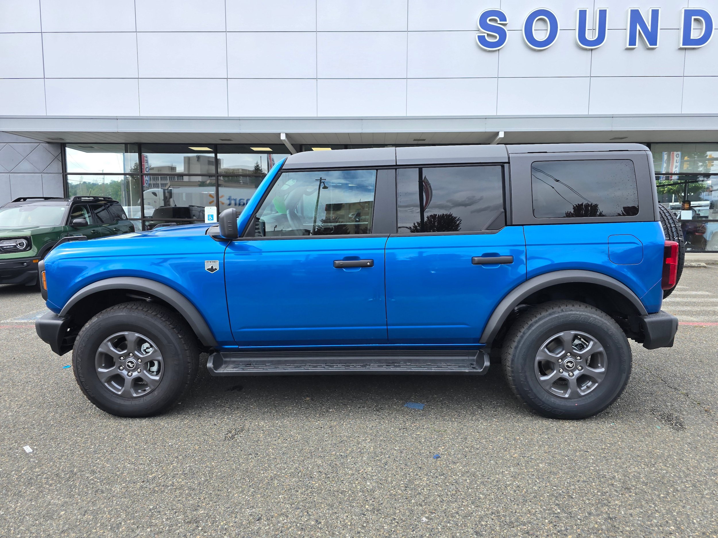 New 2026 Ford Bronco Big Bend AWD/4WD image 8
