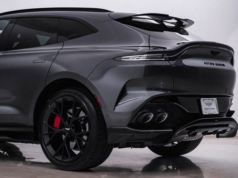 New 2026 Aston Martin DBX 707 image 11