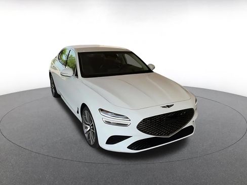 Used 2026 Genesis G70 2.5T RWD image 3