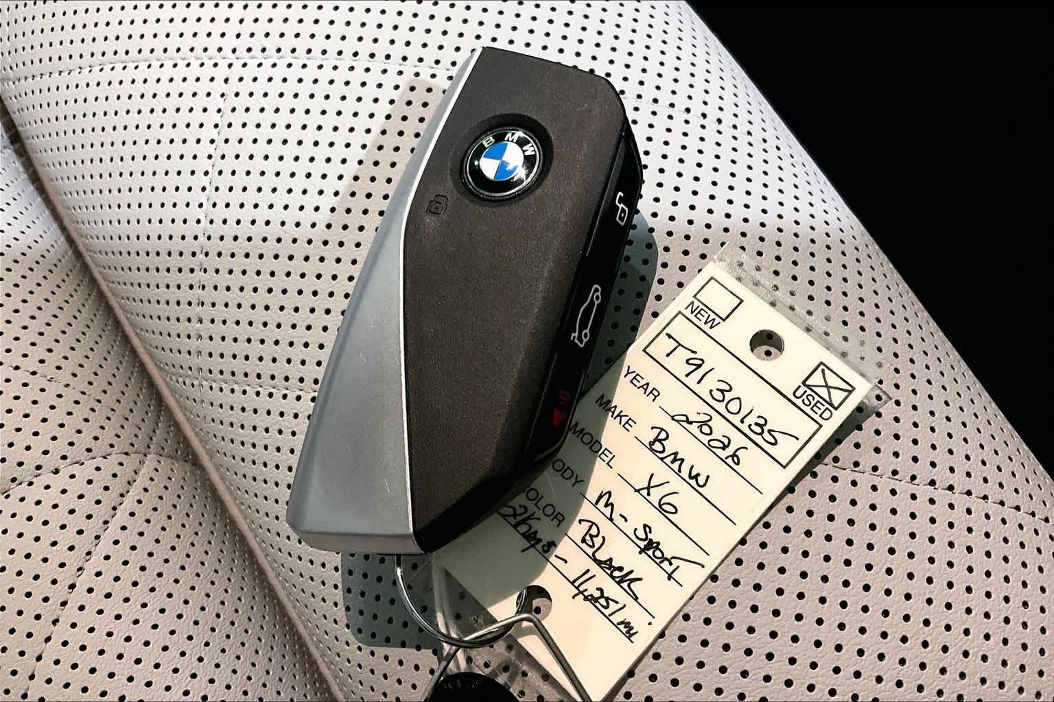 Used 2026 BMW X6 xDrive40i w/ Executive Package AWD/4WD image 14