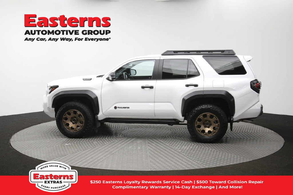 Used 2025 Toyota 4Runner Trailhunter AWD/4WD image 65