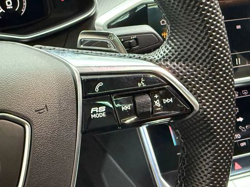 Used 2021 Audi RS 7 Prestige image 33