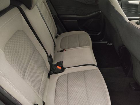 Used 2022 Ford Escape SE FWD image 19