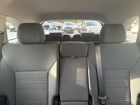 Used 2019 Kia Sorento FWD image 15