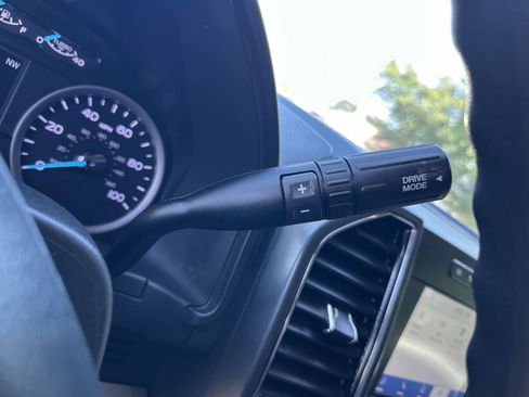 Used 2022 Ford F250 XLT w/ XLT Premium Package AWD/4WD image 15