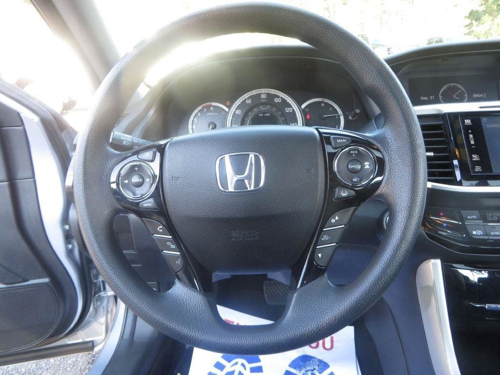 Used 2016 Honda Accord EX image 13