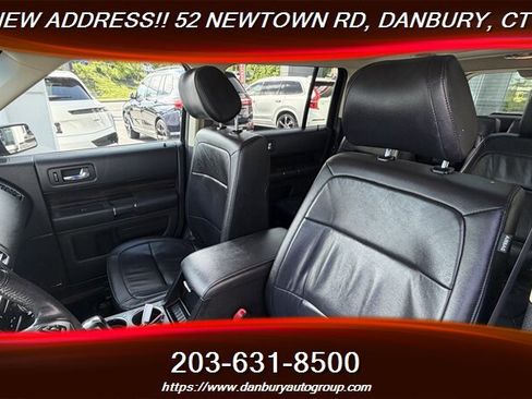 Used 2019 Ford Flex SEL w/ Equipment Group 202A AWD/4WD image 13