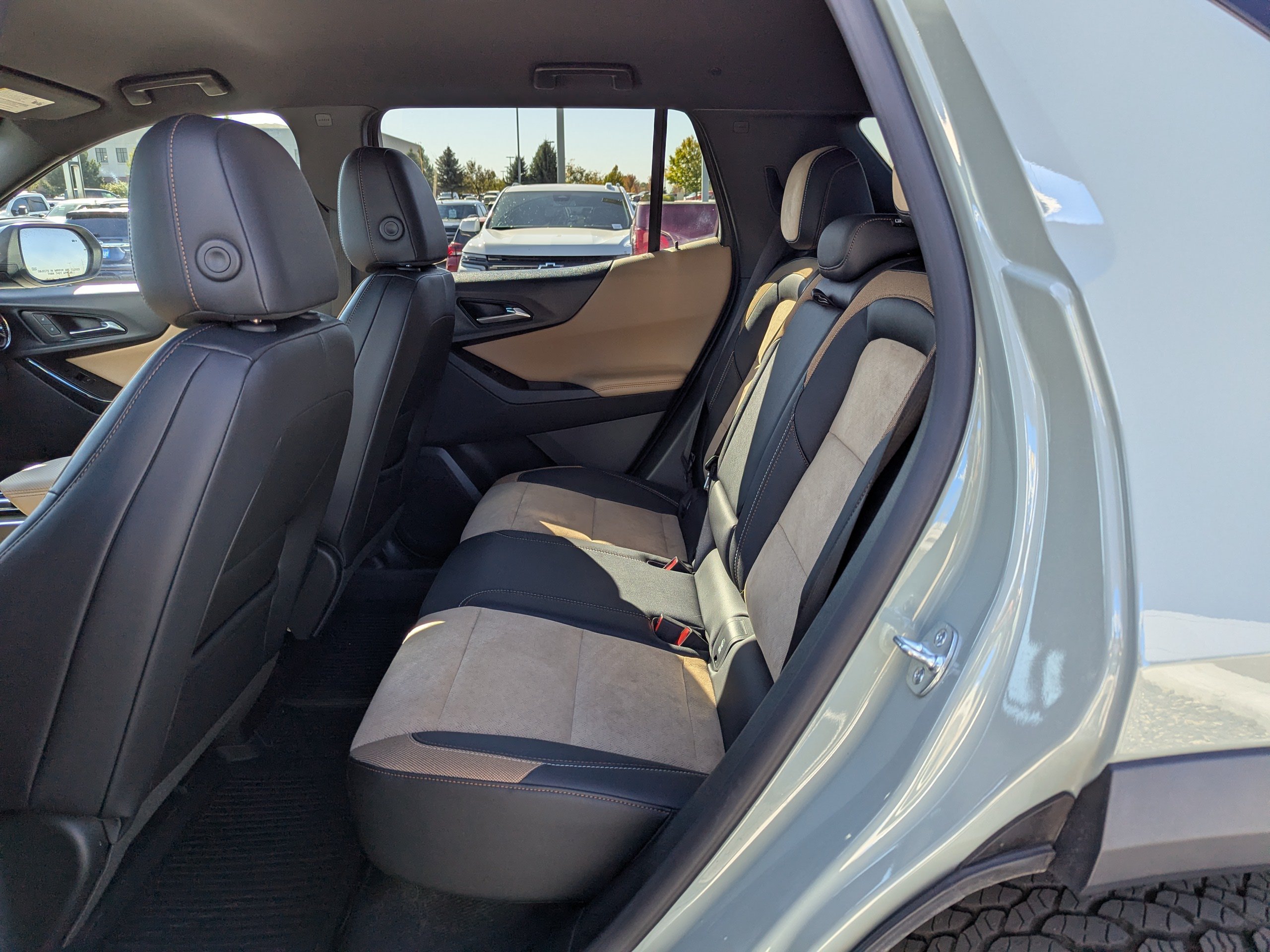 Certified 2026 Chevrolet Equinox ACTIV w/ Convenience Package III AWD/4WD image 33