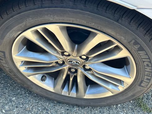 Used 2016 Toyota Camry SE image 22