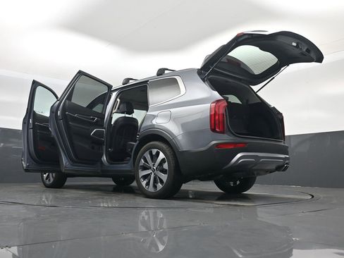 Certified 2022 Kia Telluride S image 60