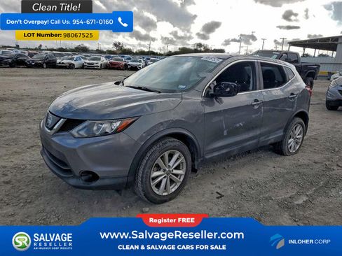 Used 2019 Nissan Rogue Sport S w/ Appearance Package image 1