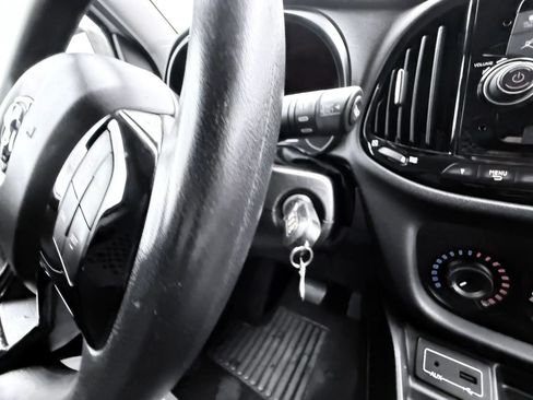 Used 2019 RAM ProMaster City Tradesman FWD image 19