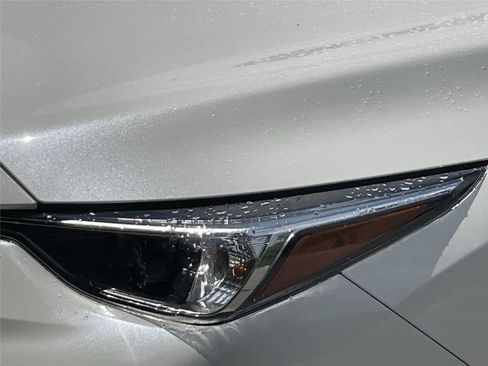 Certified 2024 Subaru Impreza 2.0i Sport AWD/4WD image 9