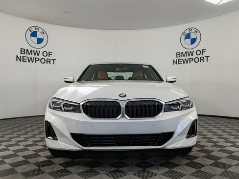 New 2026 BMW 330i xDrive Sedan w/ Premium Package AWD/4WD image 4