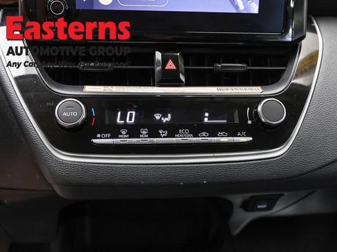 Used 2025 Toyota Corolla LE FWD image 19