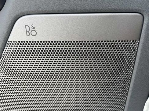 New 2025 Ford F150 Lightning Flash AWD/4WD image 17