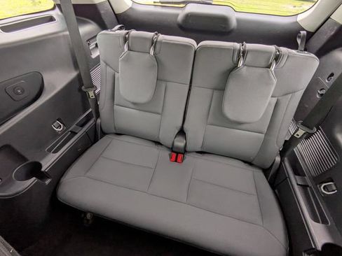 Used 2025 Ford Explorer Active RWD image 14