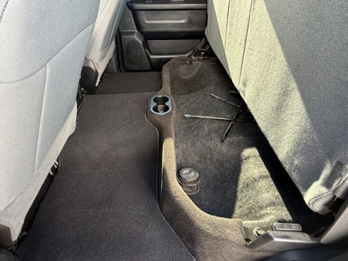 Used 2017 RAM 2500 Tradesman w/ Chrome Appearance Group image 8