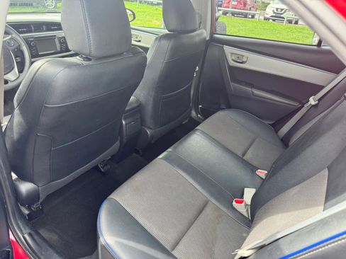 Used 2016 Toyota Corolla LE FWD image 8