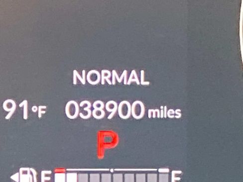 Used 2024 Honda HR-V Sport image 17