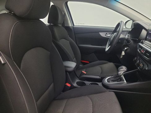 Used 2023 Kia Forte LXS w/ LXS Technology Package FWD image 21