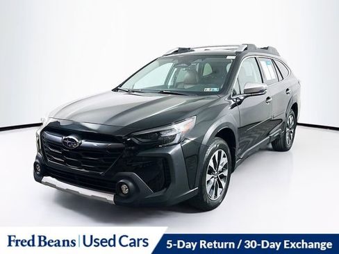 Used 2023 Subaru Outback Touring XT image 3