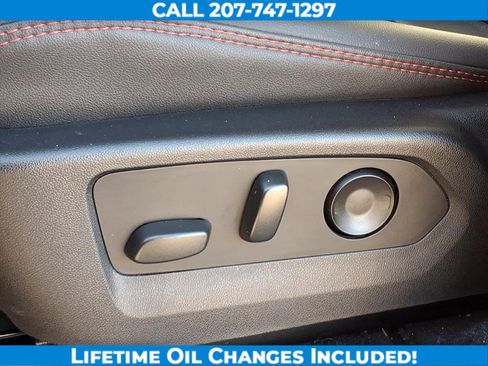 Used 2024 Chevrolet Colorado Z71 w/ Z71 Convenience Package 2 image 12